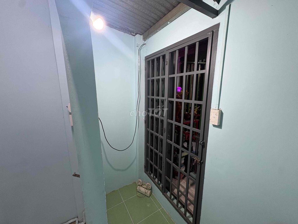 Nhà hẻm cụt lê bình 6 triệu