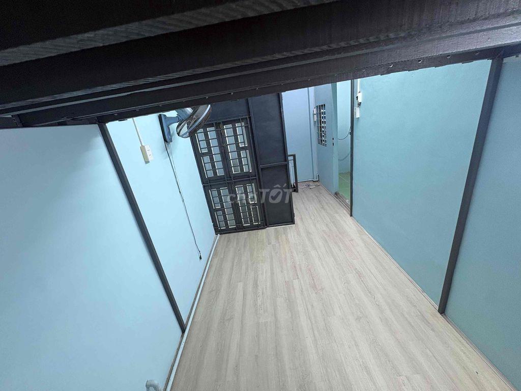 Nhà hẻm cụt lê bình 6 triệu