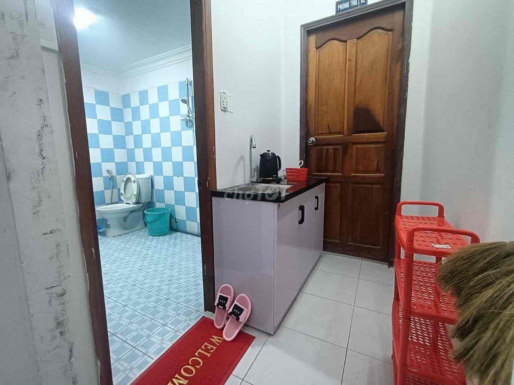 lầu 3 Cộng Hòa view đẹp giá 2.800.000