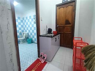 lầu 3 Cộng Hòa view đẹp giá 2.800.000