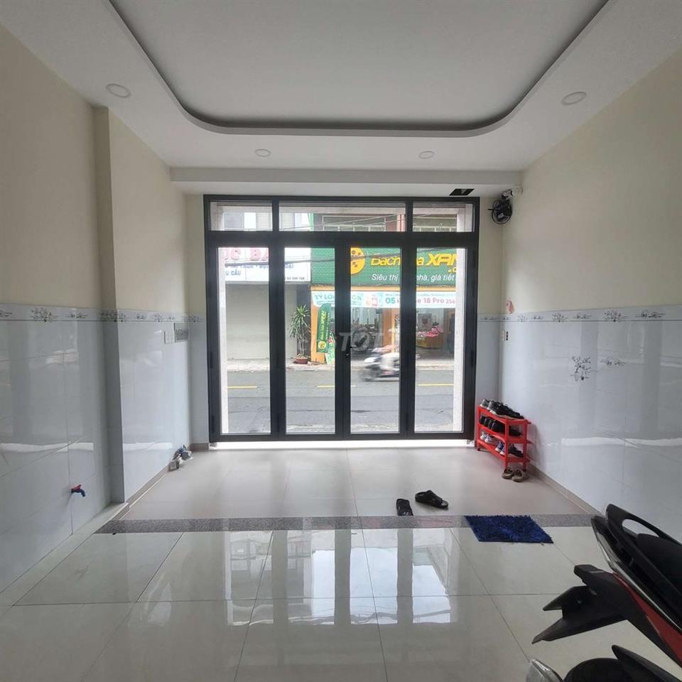 Cho thuê mặt tiền Phạm Phú Thứ, khu vực Bàu Cát - Đồng Đen