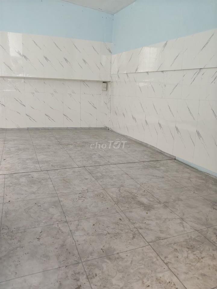 Phòng tại 202/48( số cũ 318/75) Phạm Văn Hai 