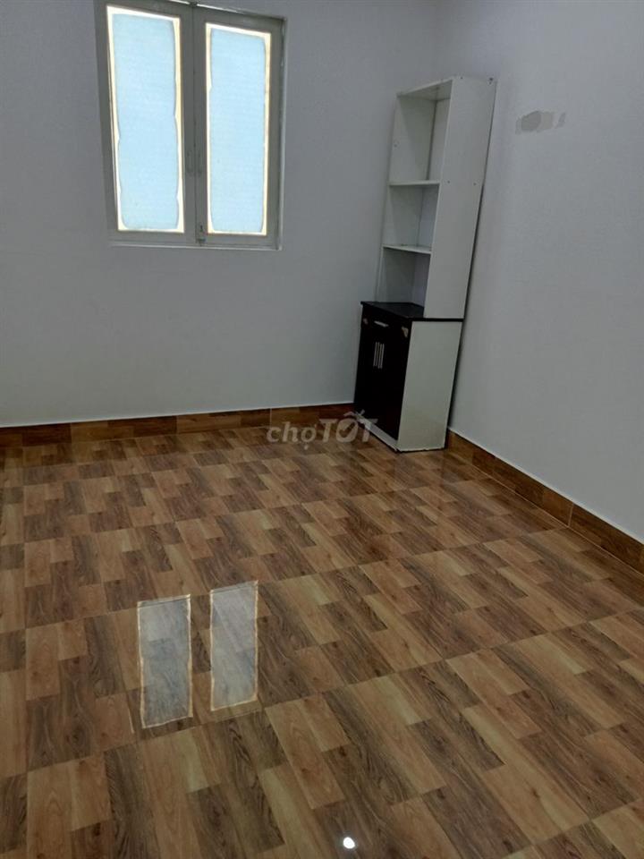 Phòng tại 1014/68 CMT8