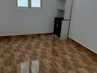 Phòng tại 1014/68 CMT8