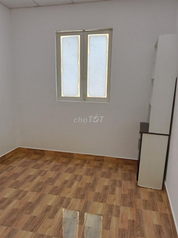 Phòng tại 1014/68 CMT8
