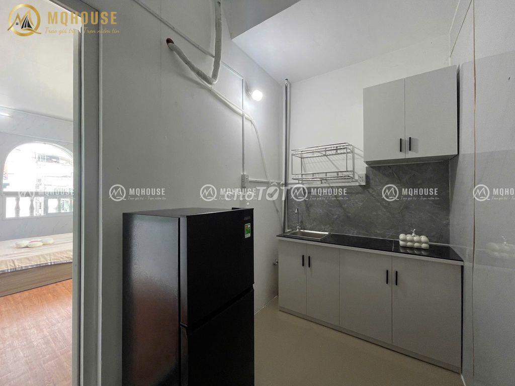 Phòng tách bếp Hoàng Hoa Thám ngay E Town Cộng Hòa Tân Bình.