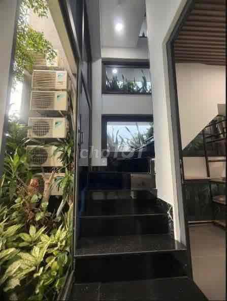 SWIMMING POOL & GYM FULL NỘI THẤT NGAY HOÀ BÌNH