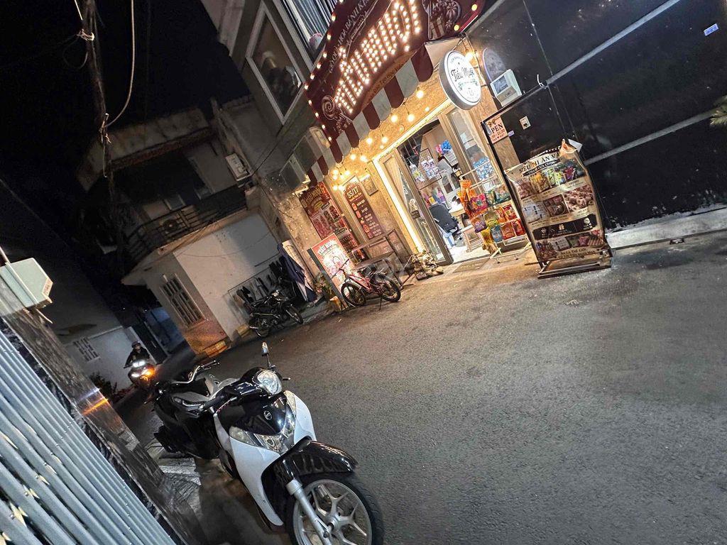 CHÍNH CHỦ BÁN NHÀ LIỀN KỀ P15 TÂN BÌNH NGON TRONG TẦM GIÁ
