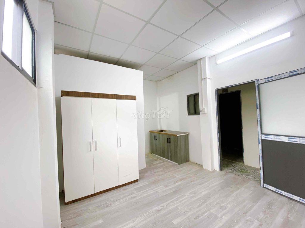 CÁCH ĐH VĂN HIẾN 500 MÉT