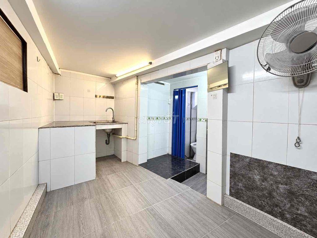 TRUNG TÂM QUẬN 1, CÁCH BÙI VIỆN 100 MÉT