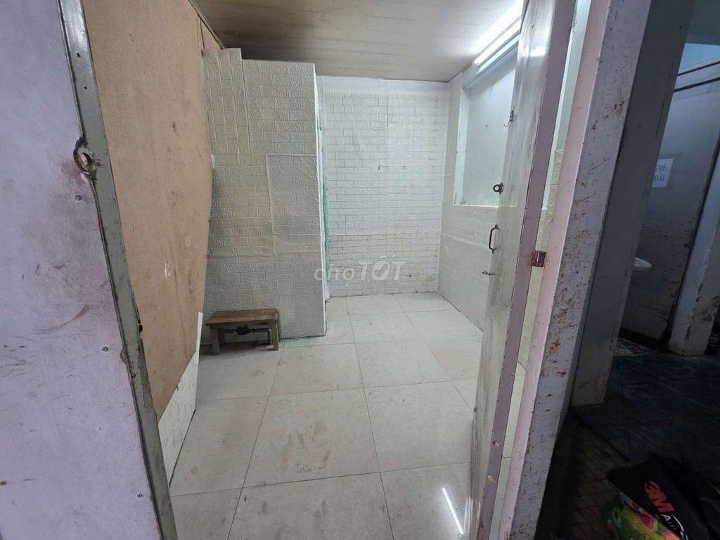 Phòng tầng trệt riêng biệt hẻm ôtô Cách mạng 8