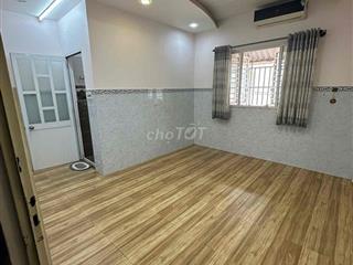 Phòng 16m2 có cửa sổ, ngay chợ Tân Trụ, p15, Tân Bình