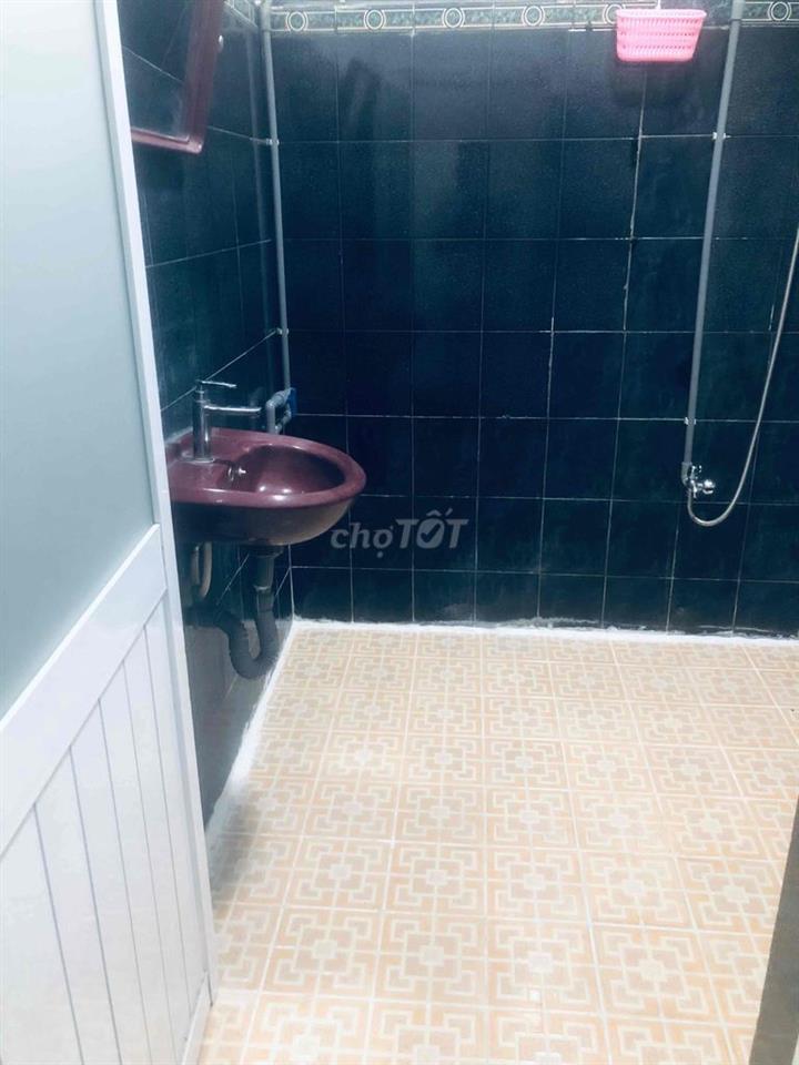 4E  bàu cát 1.  p40 m2  . máy lạnh , tủ lạnh , máy giặt ,….v.v