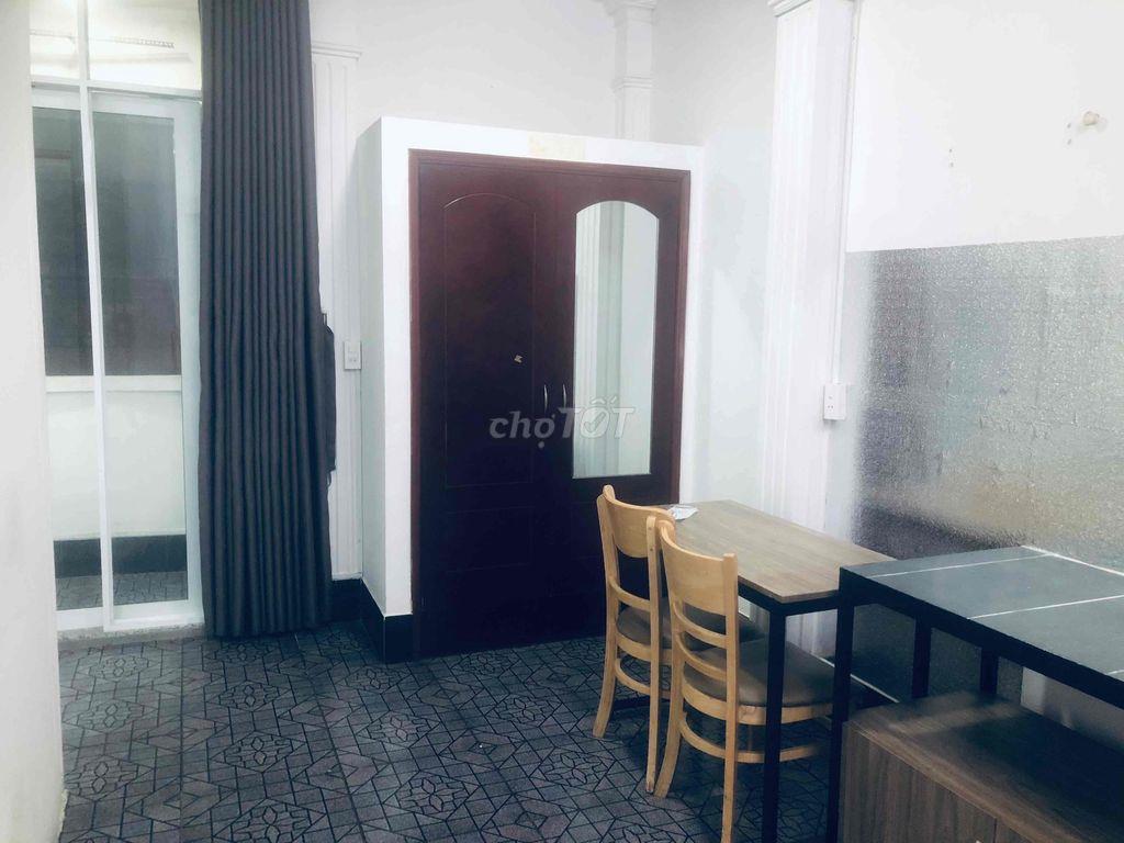 4E  bàu cát 1.  p40 m2  . máy lạnh , tủ lạnh , máy giặt ,….v.v