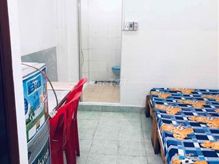 phòng trọ nội thất đầy đủ. tủ lạnh, máy lạnh, máy giặt, toillet riêng