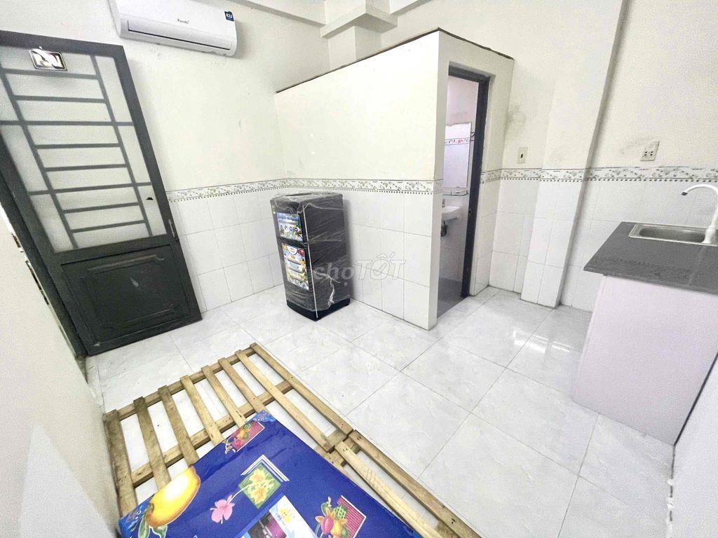 Phòng có máy lạnh gần ĐH Công Thương