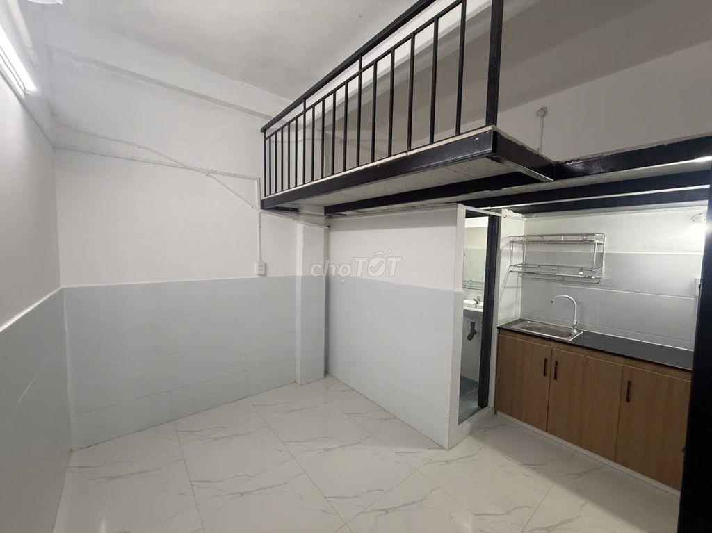 PHÒNG TRỌ CÓ GÁC GẦN HỌC VIỆN HÀNG KHÔNG GIÁ CHỈ 3TR8