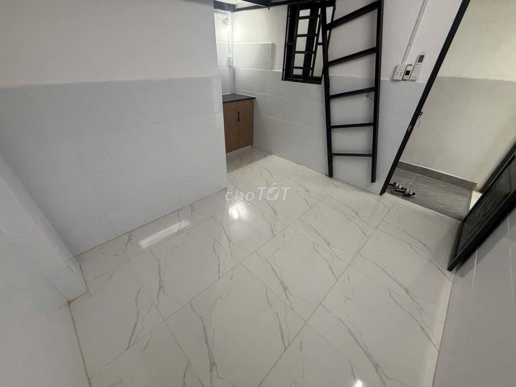 PHÒNG TRỌ CÓ GÁC GẦN HỌC VIỆN HÀNG KHÔNG GIÁ CHỈ 3TR8