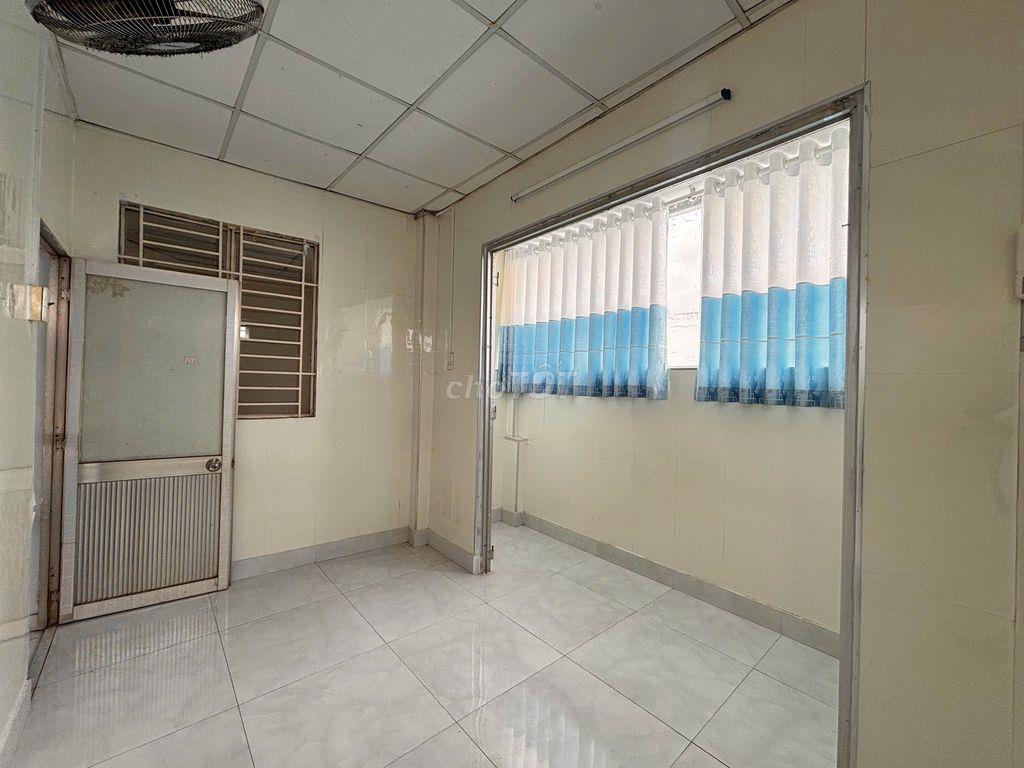PENTHOUSE NGUYÊN TẦNG 2 PHÒNG NGỦ - CỬA SỔ TRỜI CỰC THOÁNG