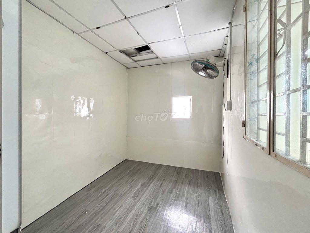 PENTHOUSE NGUYÊN TẦNG 2 PHÒNG NGỦ - CỬA SỔ TRỜI CỰC THOÁNG