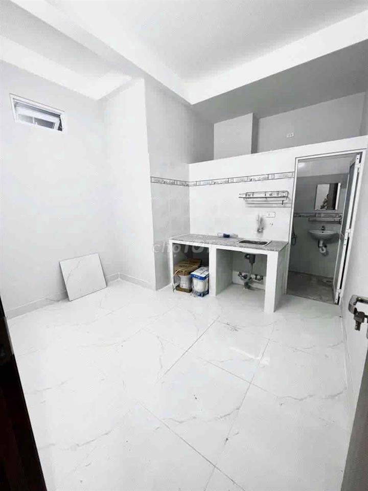 PHÒNG TRỐNG Ở LIỀN TRƯỜNG CHINH- CỘNG HOÀ - NHÀ GA T3