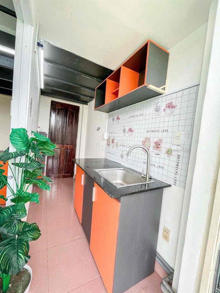 Chính chủ mặt tiền Thăng Long, Tân Bình trống 1 phòng