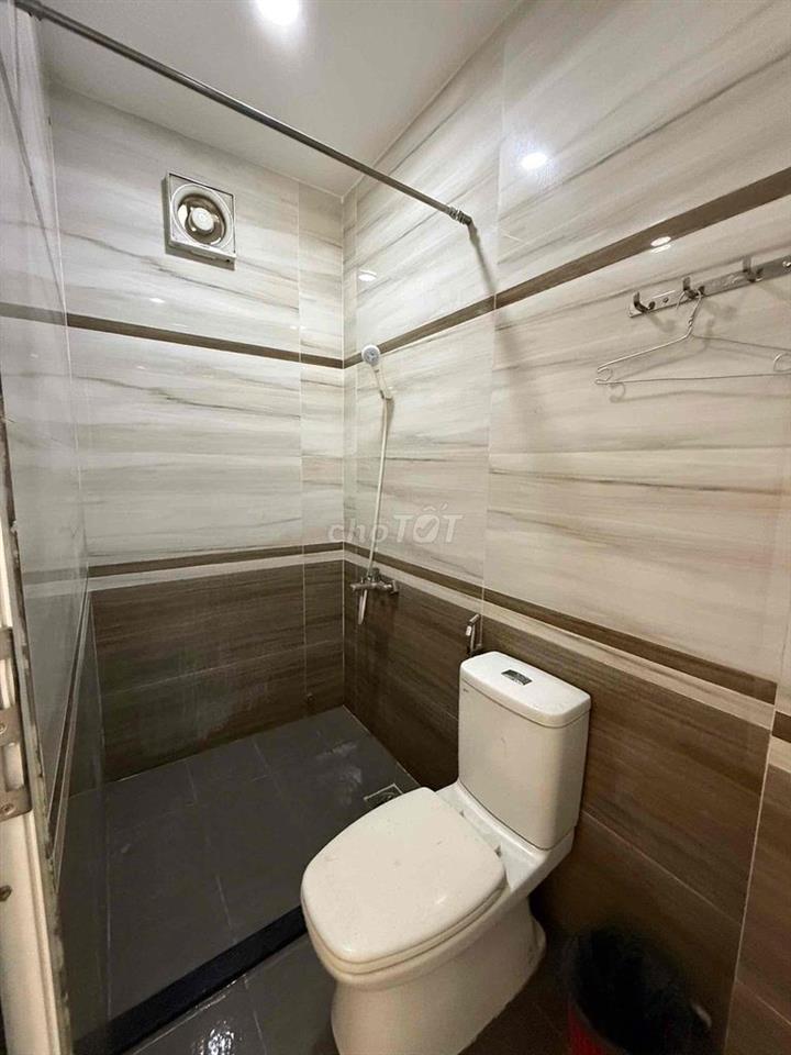CHO NŨ THUÊ PHÒNG BAN CÔNG FULL NỘI THẤT VIEW CÔNG VIÊN GIA ĐỊNH