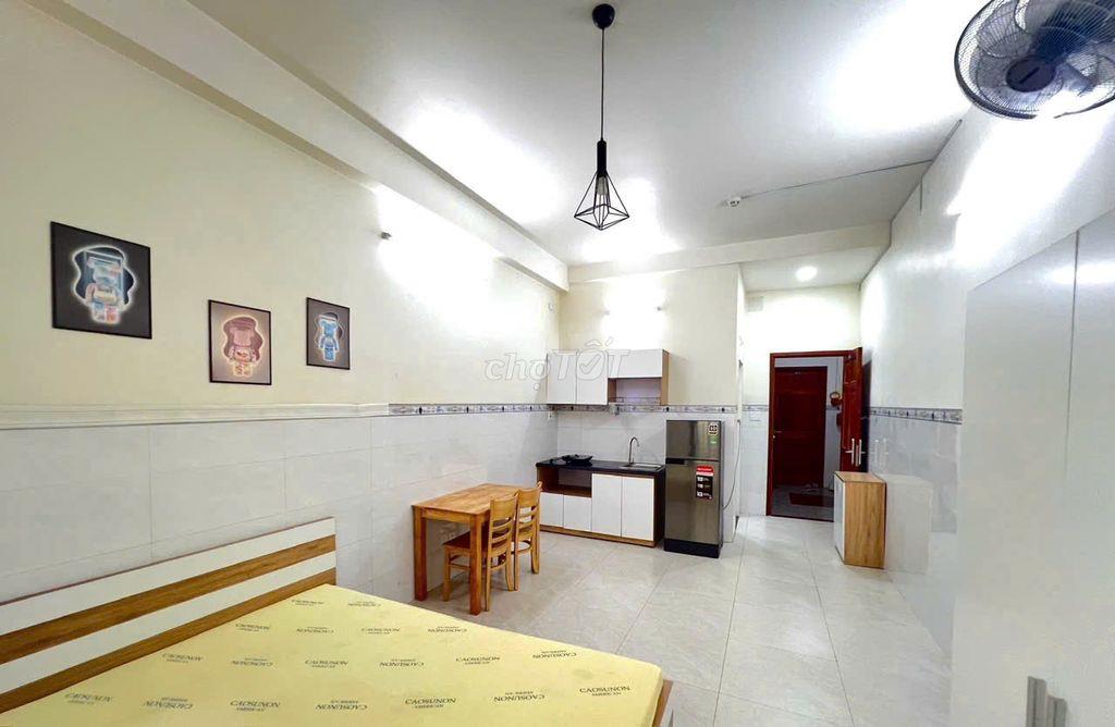 1 CĂN PHÒNG TẠI TÂN BÌNH ĐẦY ĐỦ TIỆN NGHI DỌN VÔ Ở LIỀN