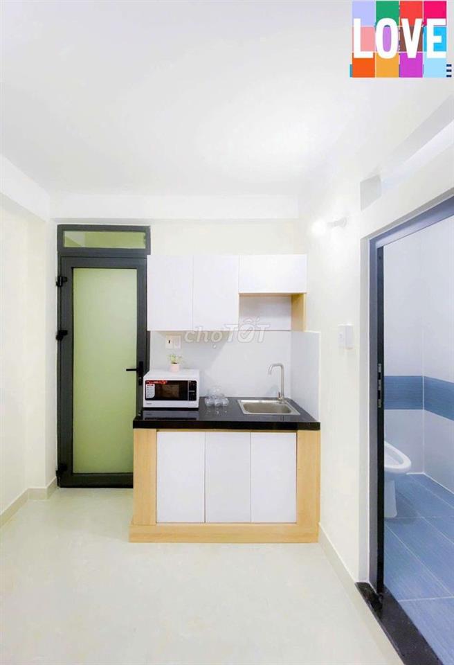 CỬA SỔ THOÁNG MÁT GẦN VVA CHO SINH VIÊN TÂN BÌNH 