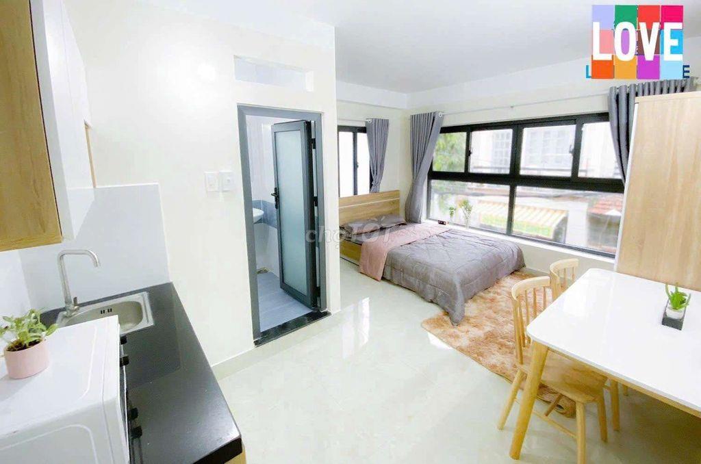 CỬA SỔ THOÁNG MÁT GẦN VVA CHO SINH VIÊN TÂN BÌNH 