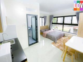 CỬA SỔ THOÁNG MÁT GẦN VVA CHO SINH VIÊN TÂN BÌNH 