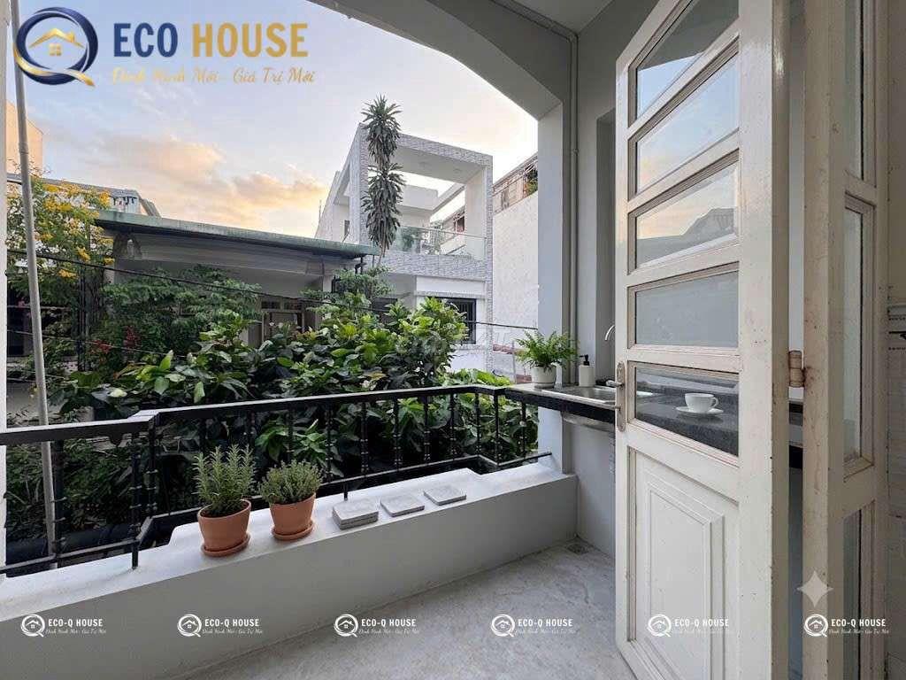 PHÒNG NGỦ BANCOL GIÁ RẺ NGAY TÂN BÌNH 