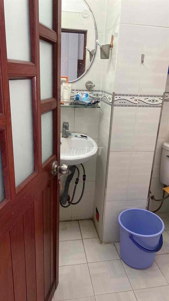 Cho thuê phòng 30 mét vuông đường Cộng Hòa phường Tân Bình