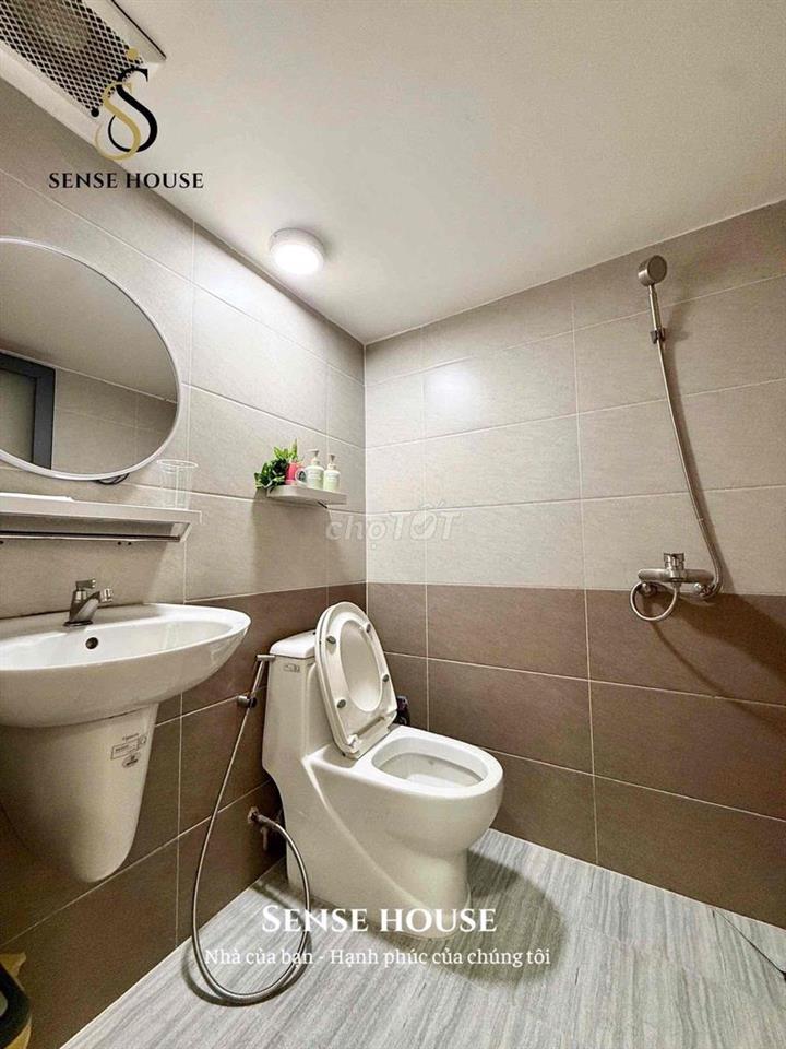 STUDIO TÁCH BẾP FULL NỘI THẤT | MÁY CHIẾU SIÊU XỊN | Giá 6tr5