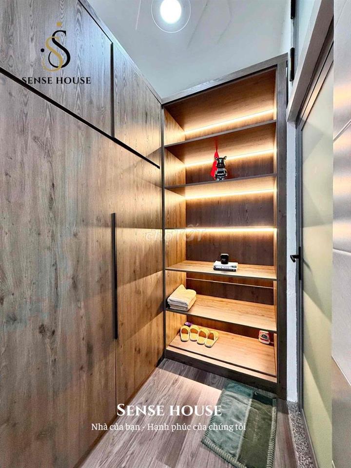 STUDIO TÁCH BẾP FULL NỘI THẤT | MÁY CHIẾU SIÊU XỊN | Giá 6tr5