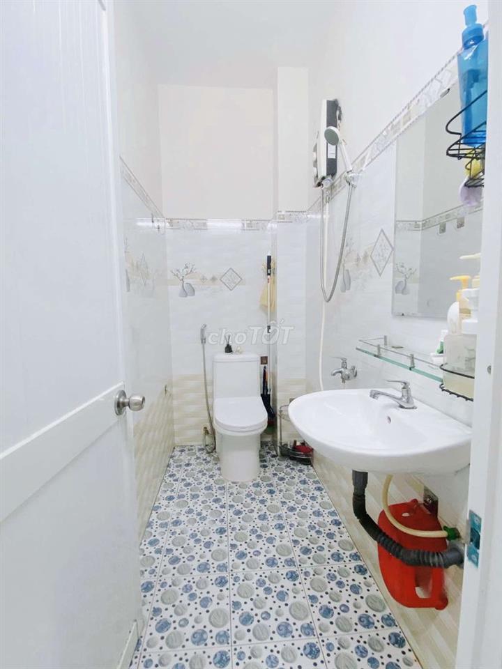 Cho thuê phòng máy lạnh, máy giặt, Pham V Hai, Sân Bay, Bờ kè HS TS