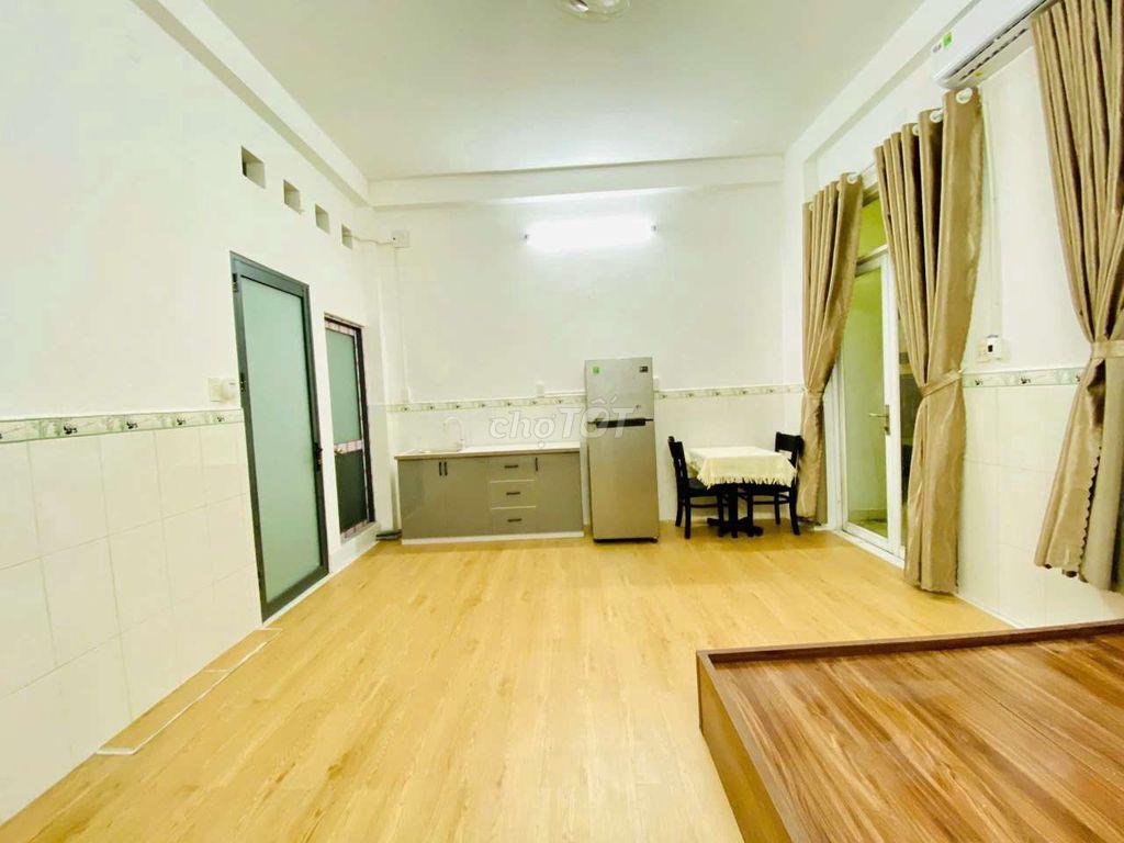 cho thuê căn hộ dịch vụ mới 100% - ngay trục Ni Sư Huỳnh Liên