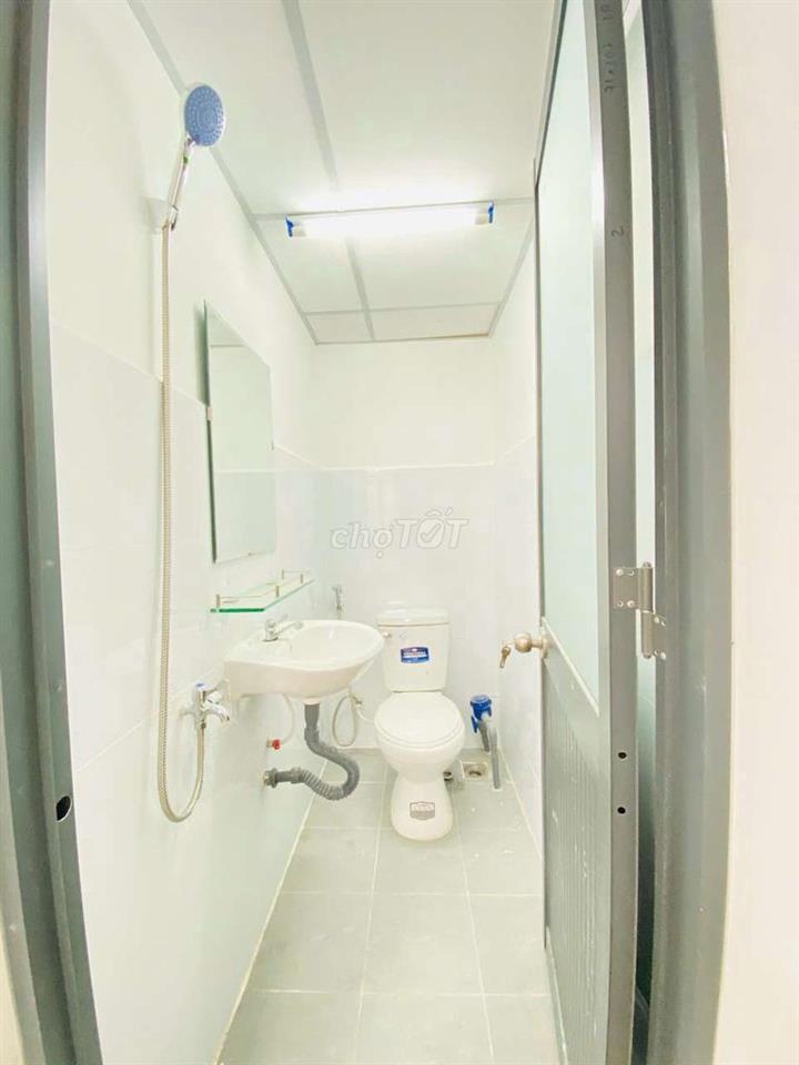 Căn Hộ 2 Phòng ngủ ở trung tâm quận Tân Bình