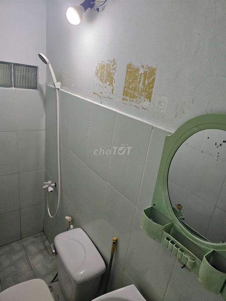 CHO THUÊ PHÒNG GIÁ RẺ CHỈ 1.800.00Đ QUẬN TÂN BÌNH