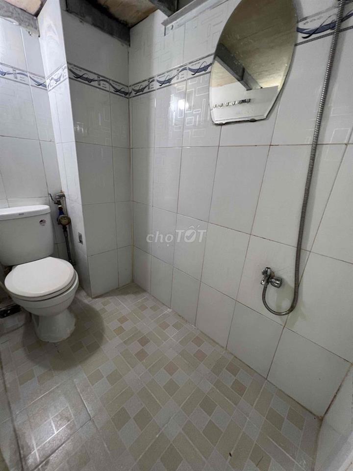 Phòng Trọ Nhất Chi Mai có gác gần Etown