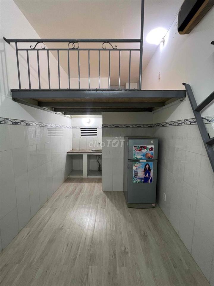 Phòng Trọ Nhất Chi Mai có gác gần Etown