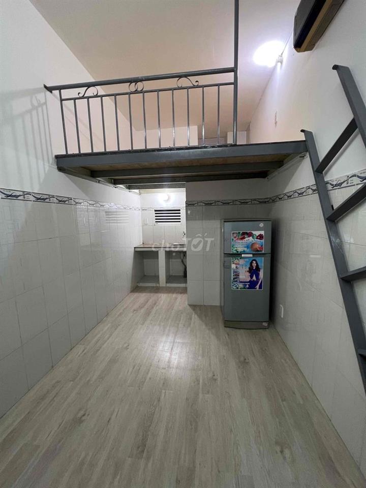 Phòng Trọ Nhất Chi Mai có gác gần Etown