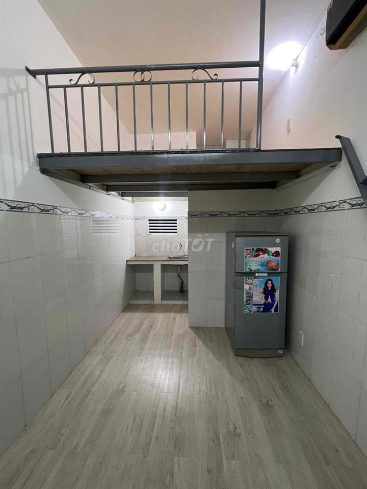 Phòng Trọ Nhất Chi Mai có gác gần Etown