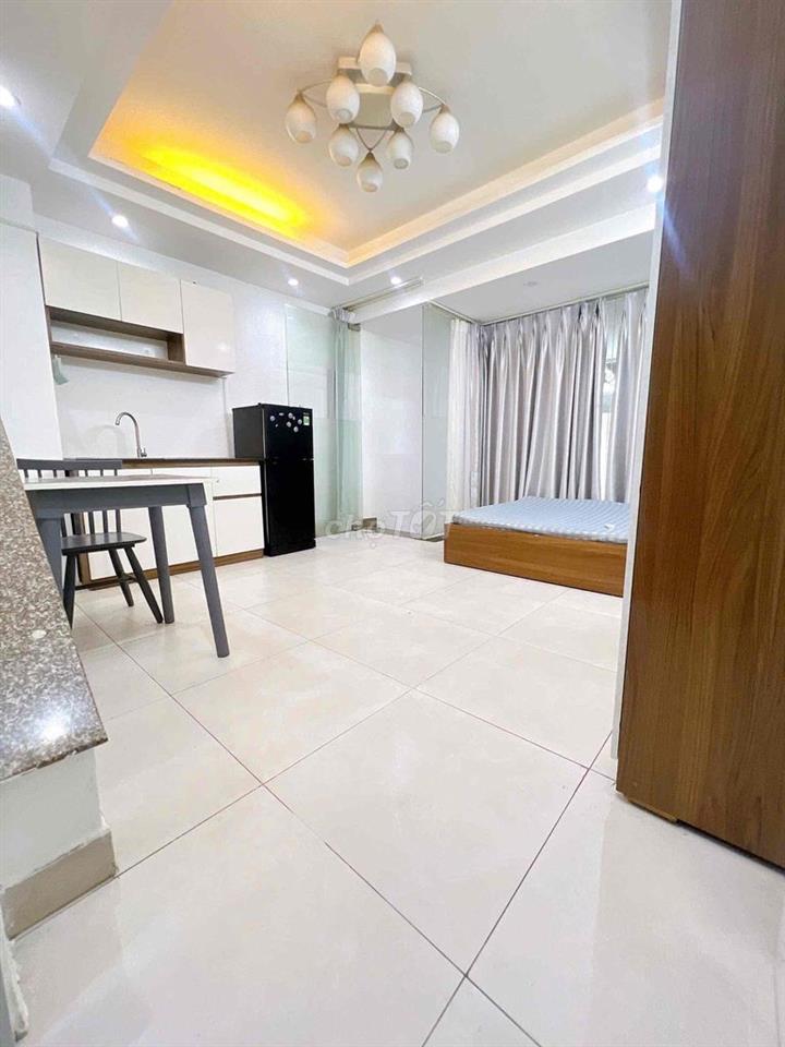 phòng MỚI_CÓ MÁY LẠNH_ ngay Sân bay_Đầy đủ Nội Thất