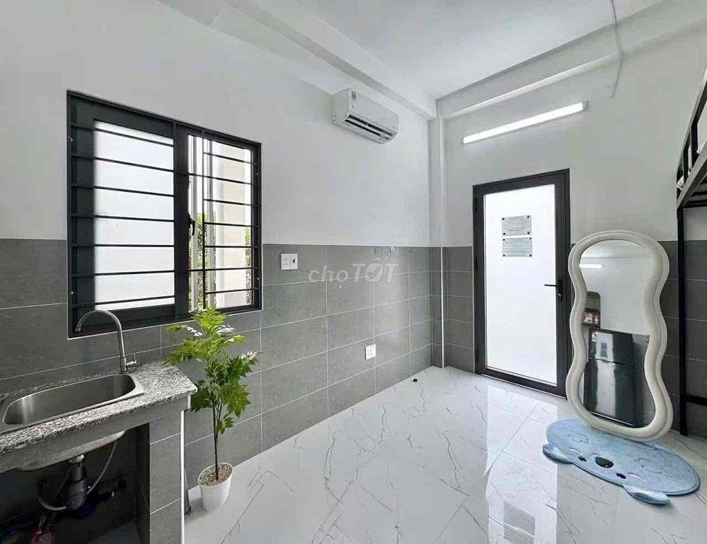 Duplex ban công Âu Cơ Tân Bình