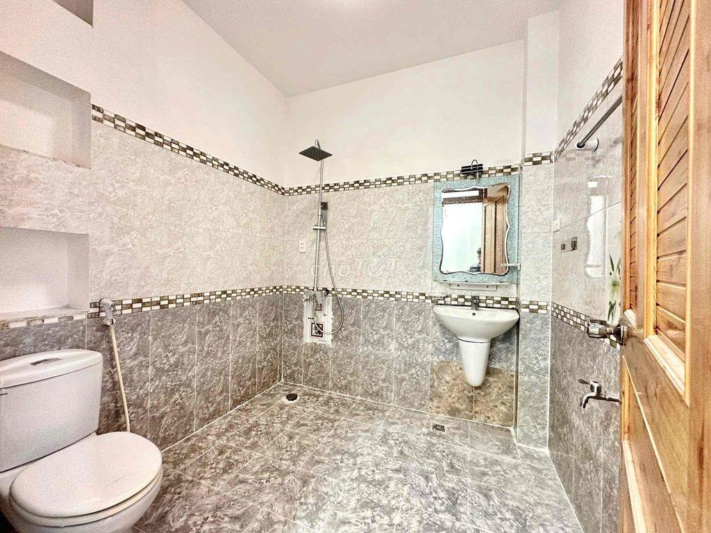 KHAI TRƯƠNG CHDV ĐẸP NGẤT NGÂY , XÂY MỚI .   🏘️599 Tân Sơn .  💰 Chỉ T