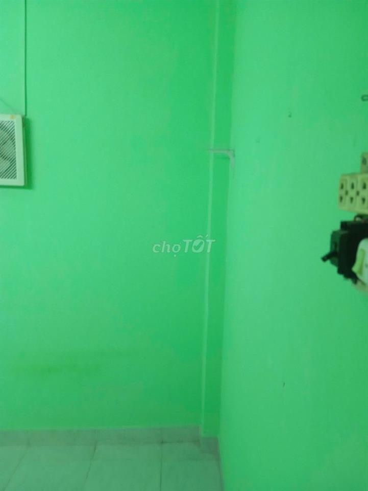 Phòng trọ 8 m ,yên tĩnh ,an ninh ngay trục ngã tư bảy hiền