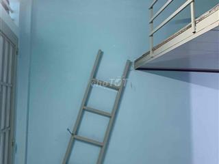 phòng trọ giá rẻ gần dh văn hiến 18m2