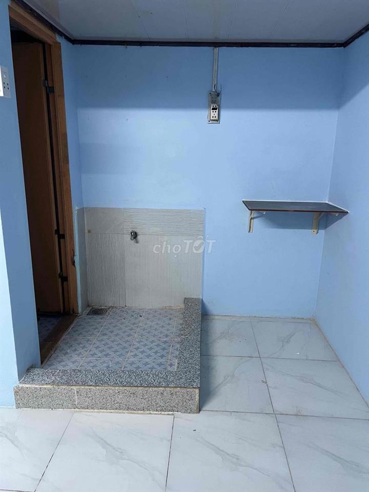 phòng trọ giá rẻ gần dh văn hiến 18m2
