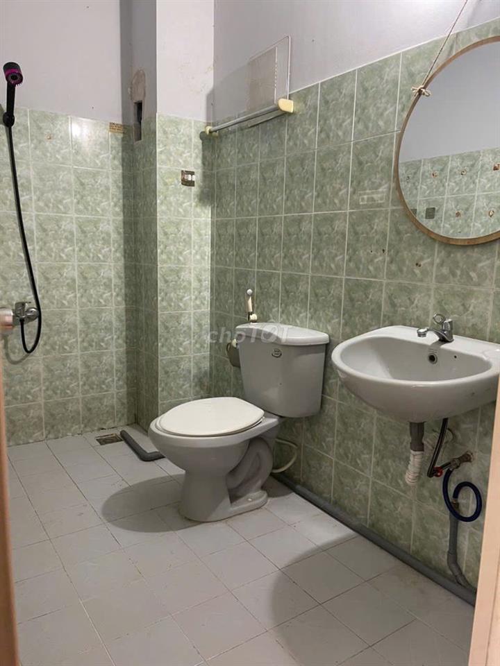 PHÒNG CỬA SỔ THOÁNG MÁT – GIÁ ƯU ĐÃI CHỈ CÒN 4,3 TRIỆU/THÁNG